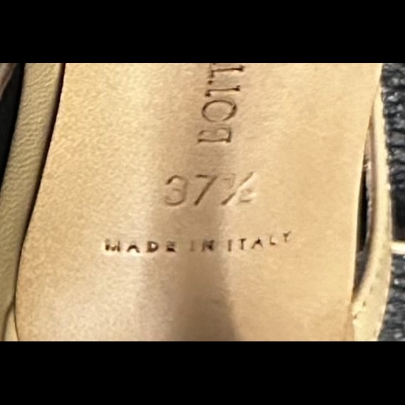 Authentic BOTTEGA VENTA Stretch Strap Sandal - Picture 12 of 14